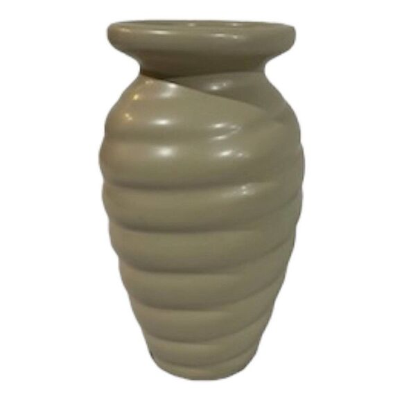 Haeger Other - Vintage Haeger Pottery Vase - Bee Hive Swirl - 8.25" Fawn 1998 610-86
